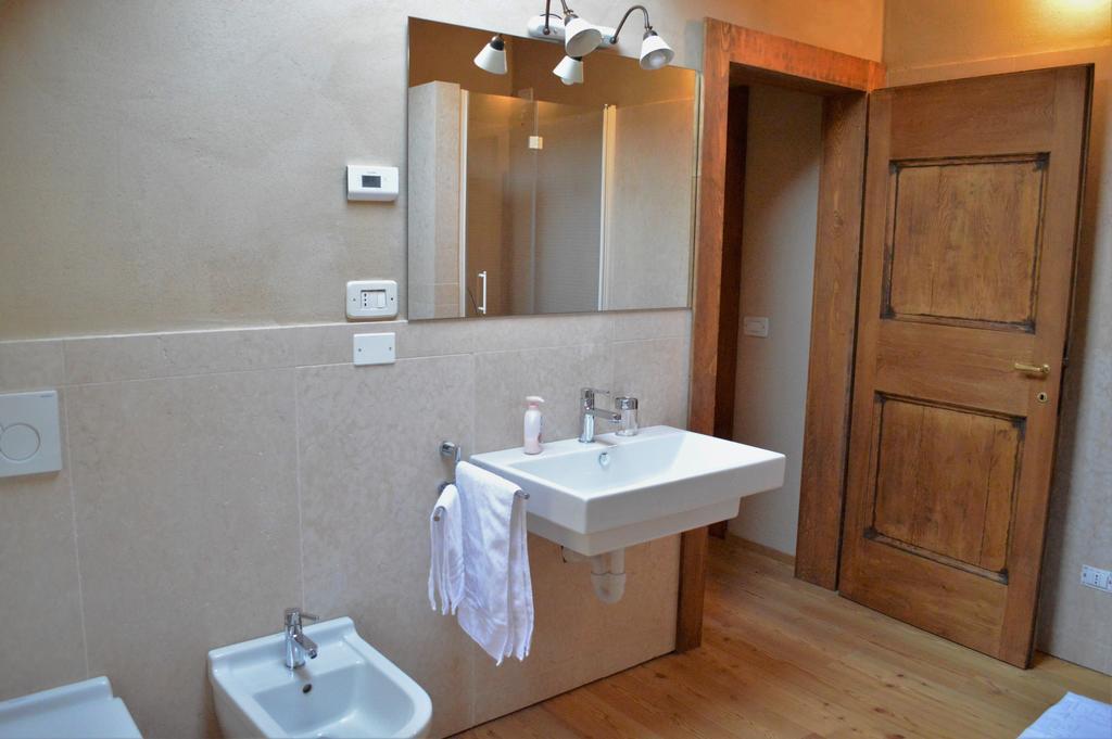 Agriturismo Borgo Valfredda Villa Mezzane di Sotto Екстериор снимка