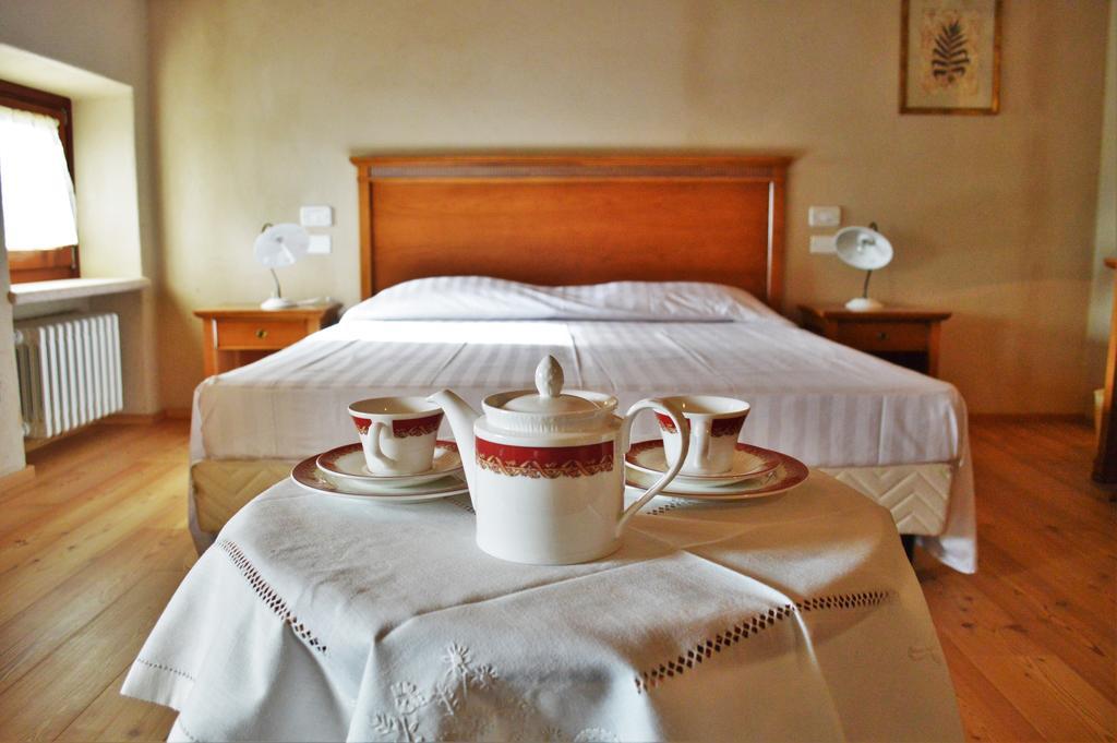Agriturismo Borgo Valfredda Villa Mezzane di Sotto Екстериор снимка