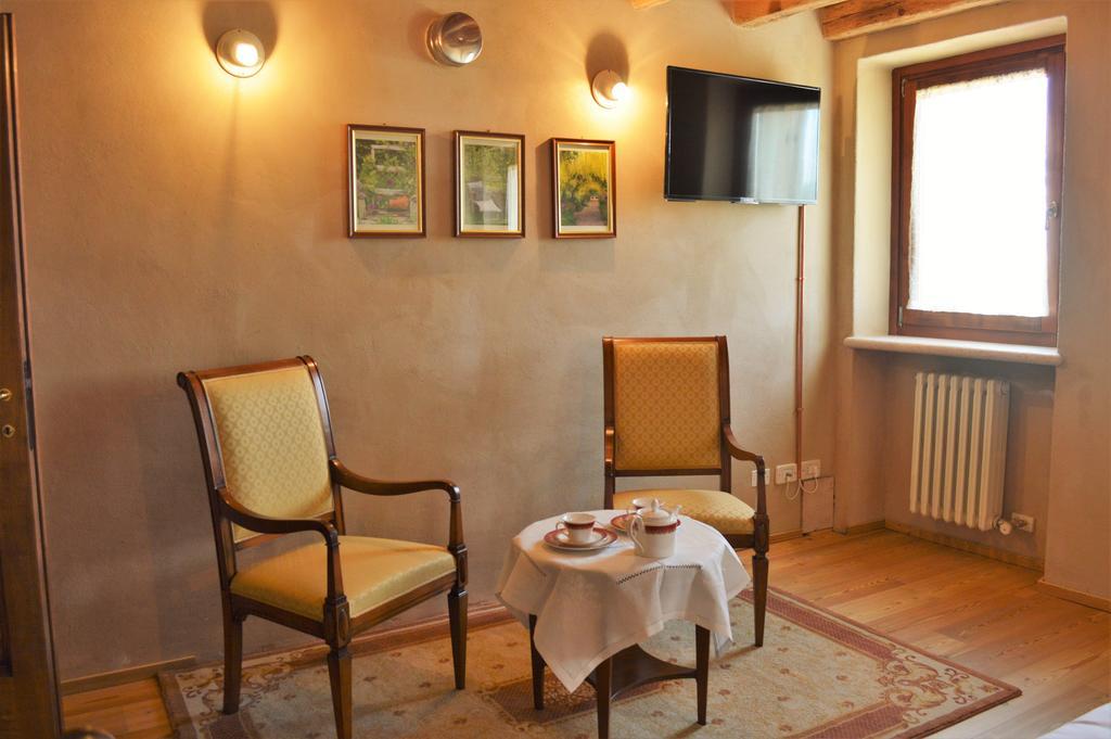 Agriturismo Borgo Valfredda Villa Mezzane di Sotto Екстериор снимка