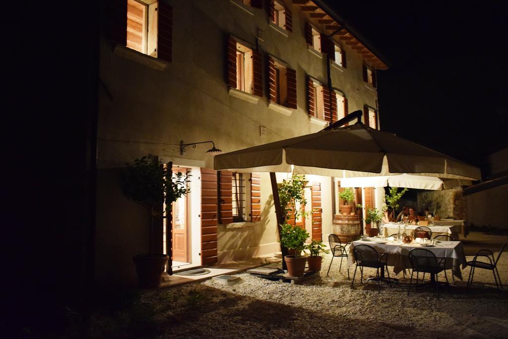 Agriturismo Borgo Valfredda Villa Mezzane di Sotto Екстериор снимка